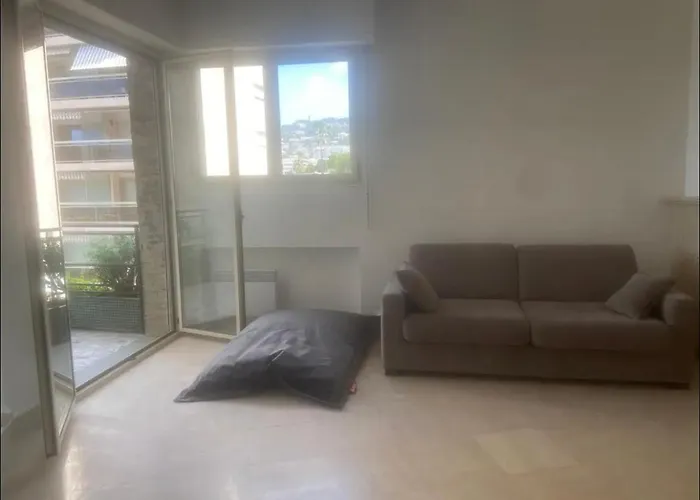 Palm Vue Port Canto Cannes